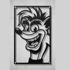 Cuadro de acero de Crash Bandicoot colgado en pared
